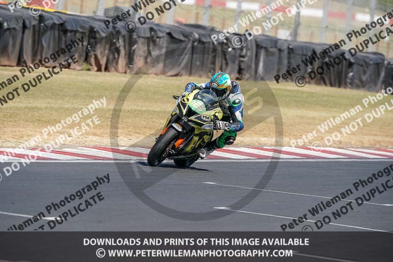 donington no limits trackday;donington park photographs;donington trackday photographs;no limits trackdays;peter wileman photography;trackday digital images;trackday photos